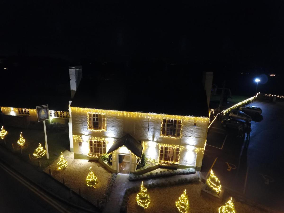 The Bell Inn Вустер Екстер'єр фото